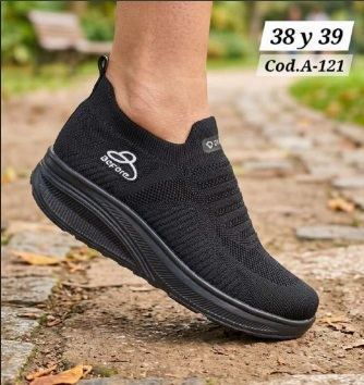 ZAPATILLA IMPORTADA MARCA DURBAN SIN PASADOR